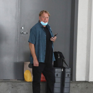 Exclusif - Le frère aîné de Meghan Markle, Thomas Markle Jr., est de retour aux États-Unis après le tournage de "Celebrity Big Brother Australia", à l'aéroport LAX de Los Angeles, Californie, Etats-Unis, le 29 août 2021. 