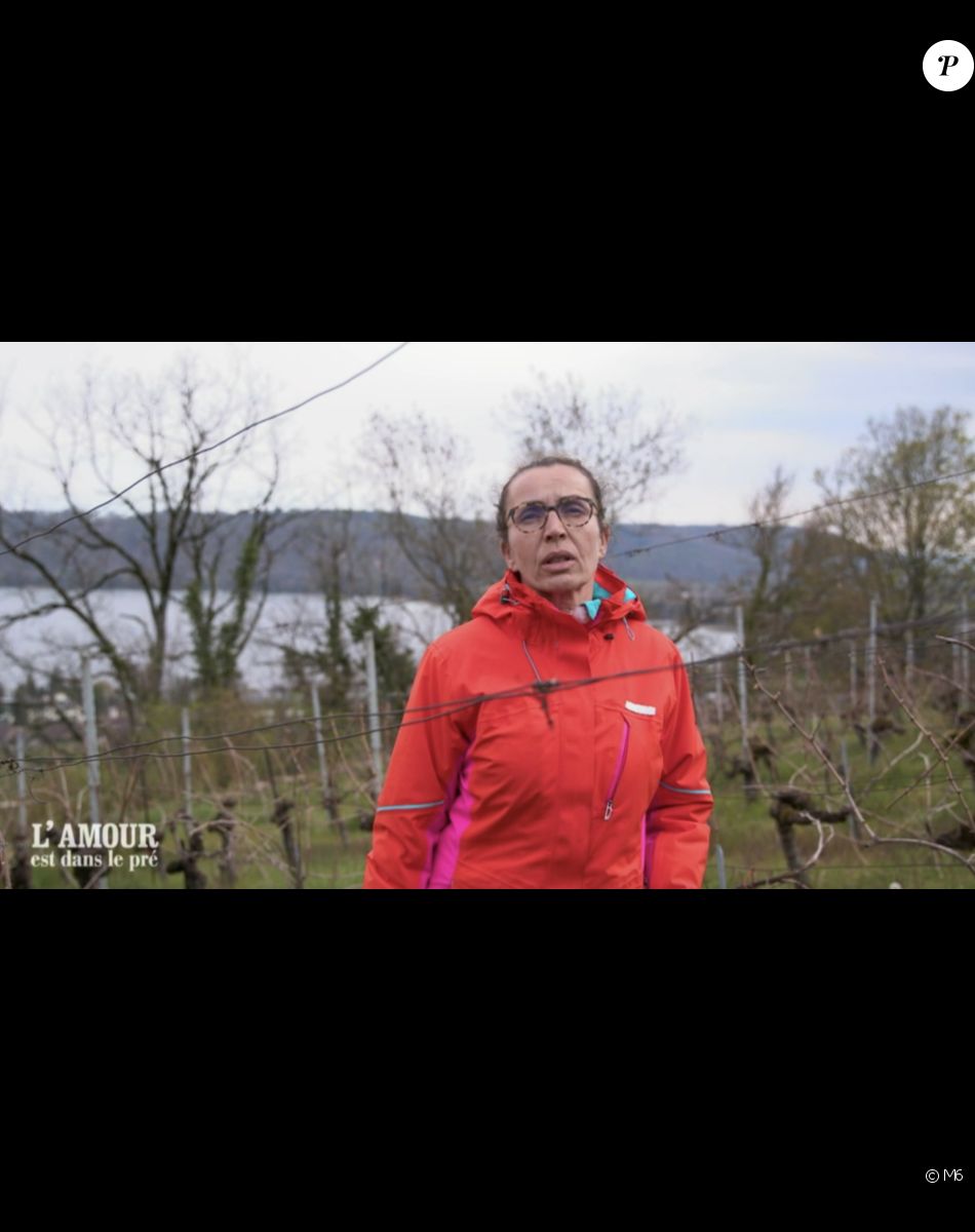 Jean-Daniel lors du séjour à la ferme avec ses prétendantes Zakia et Céline dans "L'amour est dans le pré" - Épisode du 8 novembre 2021, M6