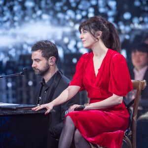 Exclusif - Nolwenn Leroy - Enregistrement de l'émission "Gare au Garou", qui sera diffusée le 4 janvier 2018 sur France 2. Le 11 décembre 2017 © Cyril Moreau / Bestimage