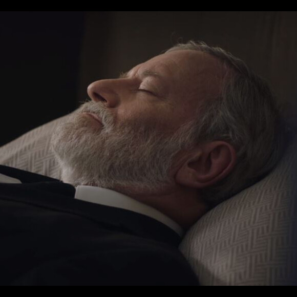 Auguste Armand mort dans "Ici tout commence", ses filles Rose et Clotilde dévastées - épisode du 21 décembre 2020