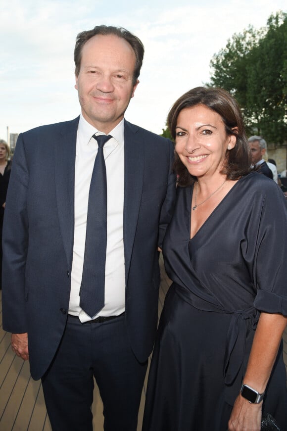 La maire de Paris Anne Hidalgo et son mari Jean-Marc Germain - Soirée du 90ème anniversaire de Line Renaud sur le Bateau Potel et Chabot "Pavillon Seine" à Paris le 2 juillet 2018. © Coadic Guirec/Bestimage