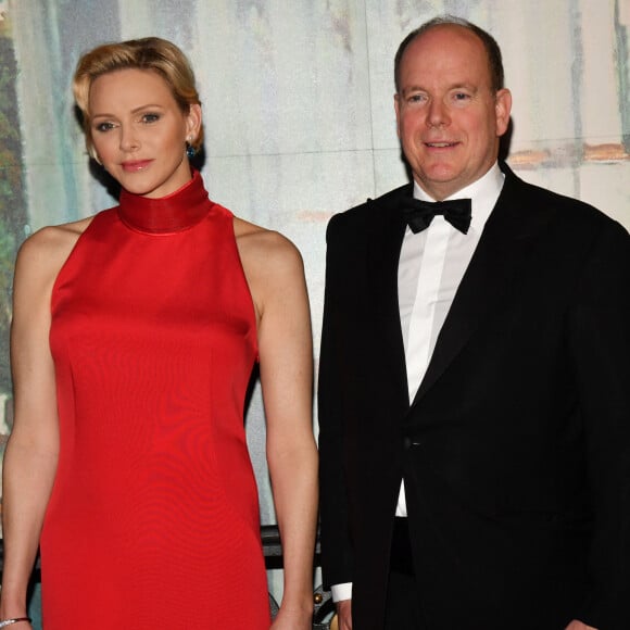 Le prince Albert II de Monaco et la princesse Charlene - Soirée de Gala du 77ème Grand Prix de Formule 1 à Monaco le 26 mai 2019. © Bruno Bebert/Bestimage 