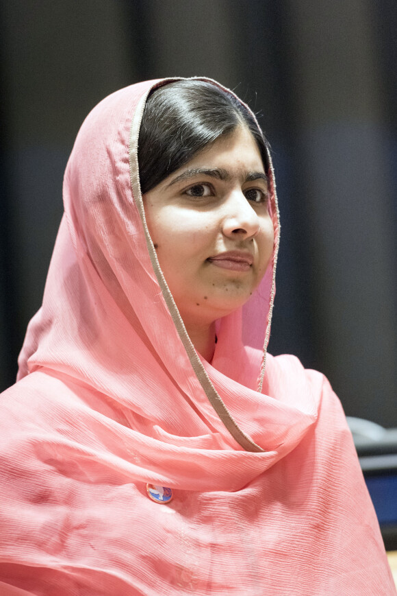 Malala Yousafzai a été nommée Messagère de la paix de l'ONU sur l'éducation des filles par le secrétaire général des Nations Unies (ONU), Antonio Guterres, à New York. Le 10 avril 2017