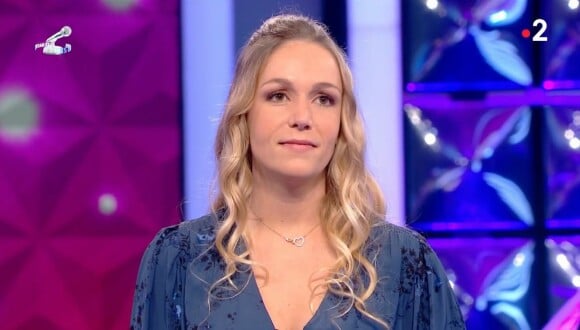 Margaux dans l'émission "N'oubliez pas les paroles" sur France 2. Le 13 novembre 2021.