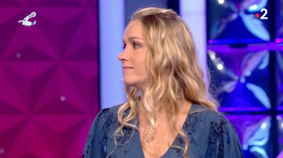 Margaux dans l'émission "N'oubliez pas les paroles" sur France 2. Le 13 novembre 2021.