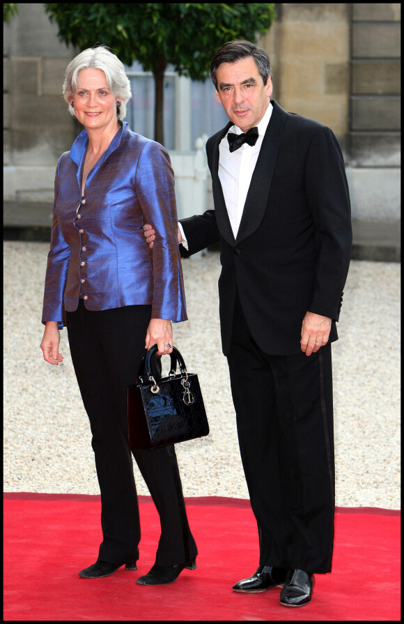 François et Penelope Fillon - Dîner d'Etat en l'honneur de l'émir du Qatar S.A. Cheikh Hamad Bin Khalifa Al Thani en 2009