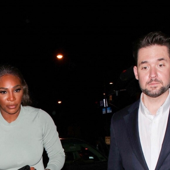 Exclusif - Serena Williams et son mari Alexis Ohanian vont dîner au restaurant "Catch" à Los Angeles, après la première de "King Richard" à Los Angeles, le 14 novembre 2021. 