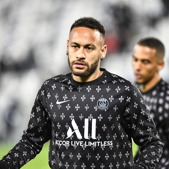 Neymar (psg) - Match de football en ligue 1 Uber Eats : Le PSG bat Bordeaux 3 - 2 au stade Matmut Atlantique le 6 novembre 2021. © Thierry Breton / Panoramic / Bestimage