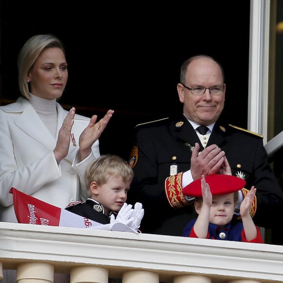 La princesse Charlene et le prince Albert II de Monaco, leurs enfants la princesse Gabriella et le prince Jacques - La famille princière de Monaco lors de la Fête nationale monégasque à Monaco. © Dylan Meiffret / Nice Matin / Bestimage