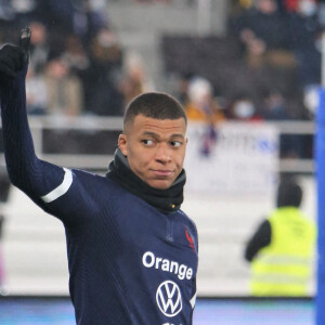 Kylian Mbappé - L'équipe de France bat la Finlande (2 - 0) lors des éliminatoires pour la Coupe du monde. Helsiniki. Le 16 novembre 2021. © Laurent Lairys / Panoramic / Bestimage