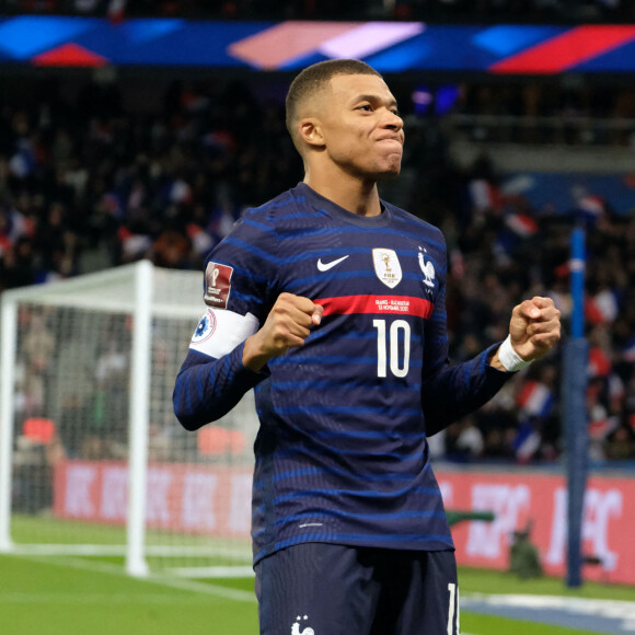 Kylian Mbappé lors du match de football de qualification pour la Coupe du monde 2022 entre la France et le Kazakhstan au stade Parc des Princes à Paris, France, le 13 novembre 2021. La France a gagné 8-0. © Pierre Stevenin/Zuma Press/Bestimage