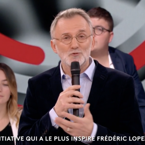 Frédéric Lopez dévoile un tout nouveau look dans "J'ai une idée pour la France" sur France 2
