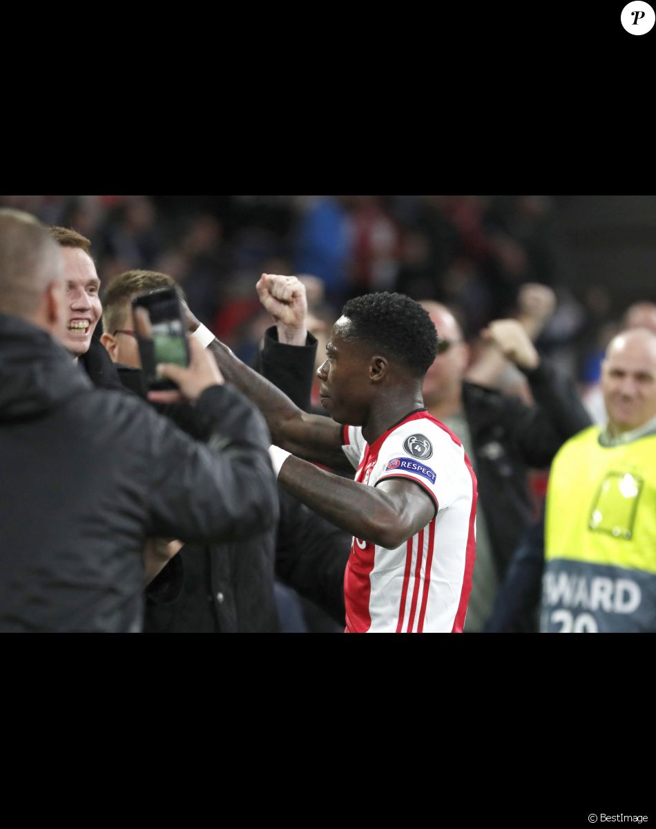 Quincy Promes (Ajax) marque le premier but pour l'Ajax lors du match UEFA Ligue des Champions opposant l'Ajax Amsterdam au LOSC Lille au stade Johan Cruijff à Amsterdam, Pays-Bas, le 17 septembre 2019.