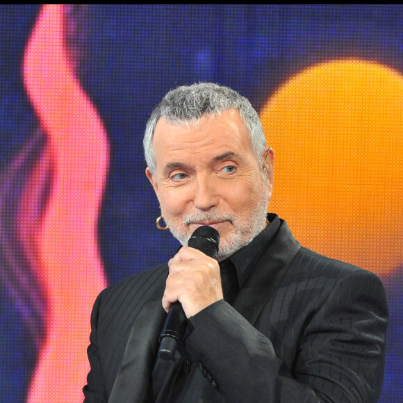 Bernard Lavilliers dans l'émission "Champs Élysées" au studio Gabriel. © Guillaume Gaffiot /Bestimage
