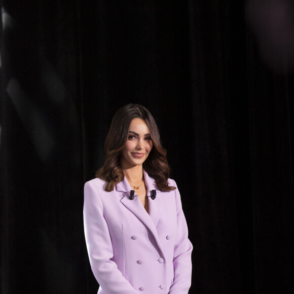 Exclusif - Nabilla Benattia-Vergara - Enregistrement de l'émission "Clique" présentée par M. Achour sur Canal Plus à Issy-les-Moulineaux le 31 janvier 2020. © Jack Tribeca/Bestimage
