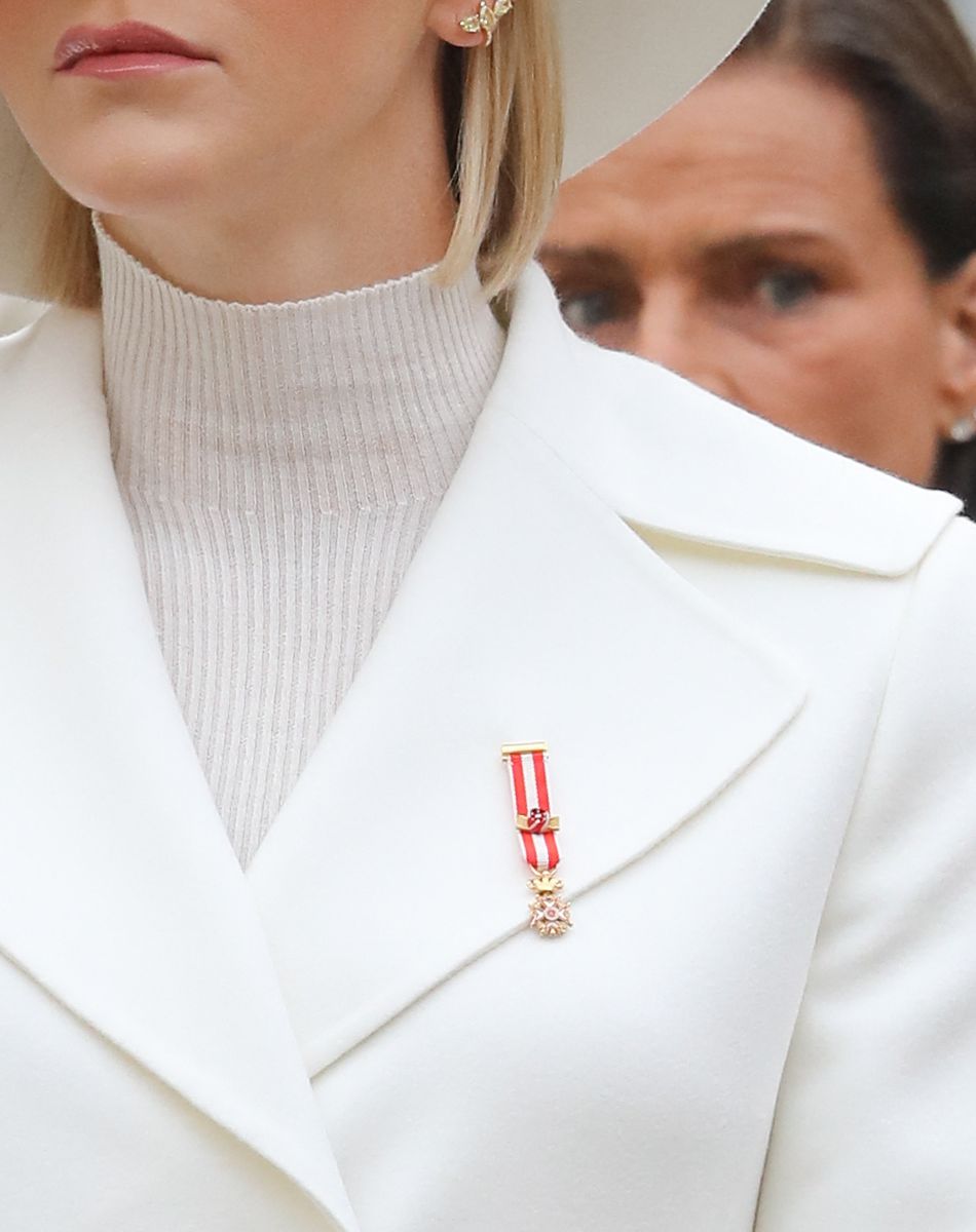 La princesse Charlène de Monaco, la princesse Stéphanie de Monaco - La famille princière de Monaco dans la cour du palais lors de la fête Nationale monégasque à Monaco le 19 novembre 2019. © Olivier Huitel/Pool Monaco/Bestimage