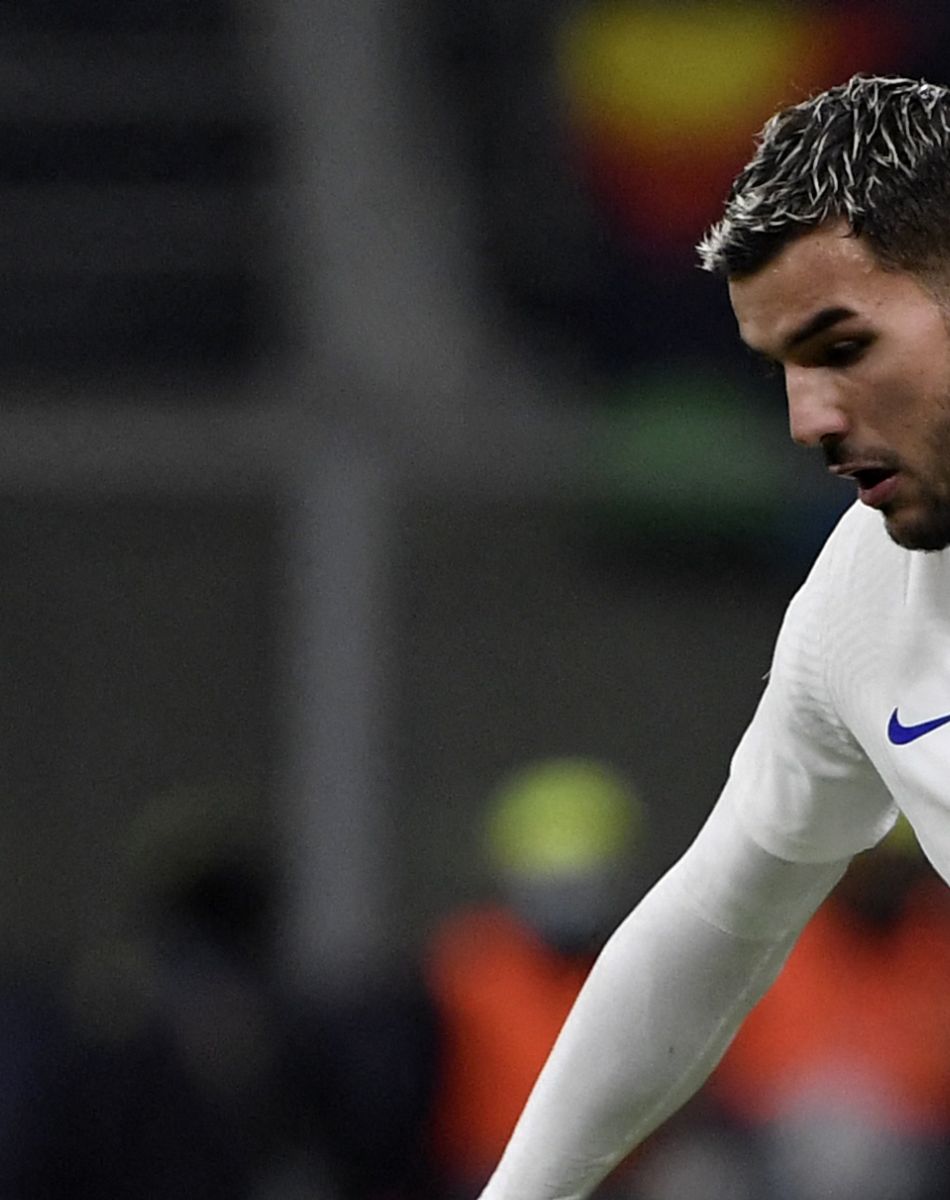 Théo Hernandez - La France remporte la coupe de la Ligue des Nations en battant l'Espagne 2 buts à 1 au stade San Siro à Milan, Italie. © Inside/Panoramic/Bestimage