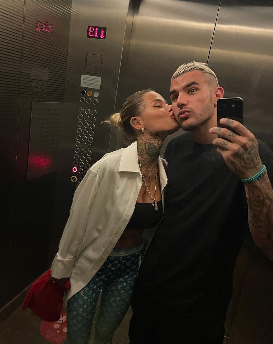 Théo Hernandez et Zoe Cristofoli.