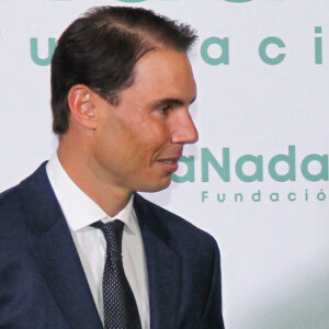 Rafael Nadal, fondateur de Rafa Nadal Foundation et Jose Luis Martinez-Almeida, maire de Madrid - Rafael Nadal fête le 10 ème anniversaire de son association "RafaNadal Foundation" au Consulat italien à Madrid, le 18 novembre 2021.