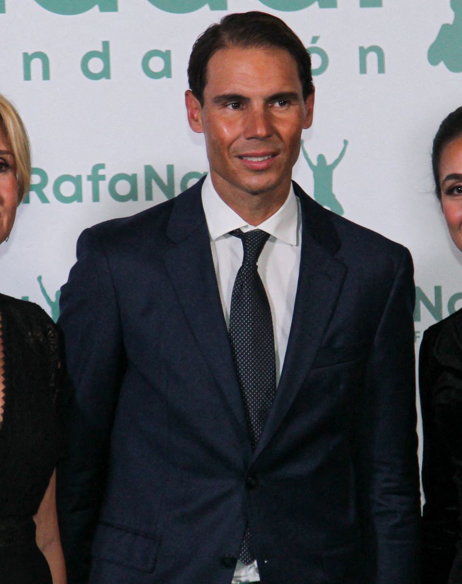 Ana Maria Parera, présidente de Rafa Nadal Foundation, Rafael Nadal, fondateur de Rafa Nadal Foundation et Xisca Perello (femme de Rafael Nadal), directrice générale de Rafa Nadal Foundation - Rafael Nadal fête le 10 ème anniversaire de son association "RafaNadal Foundation" au Consulat italien à Madrid, le 18 novembre 2021.