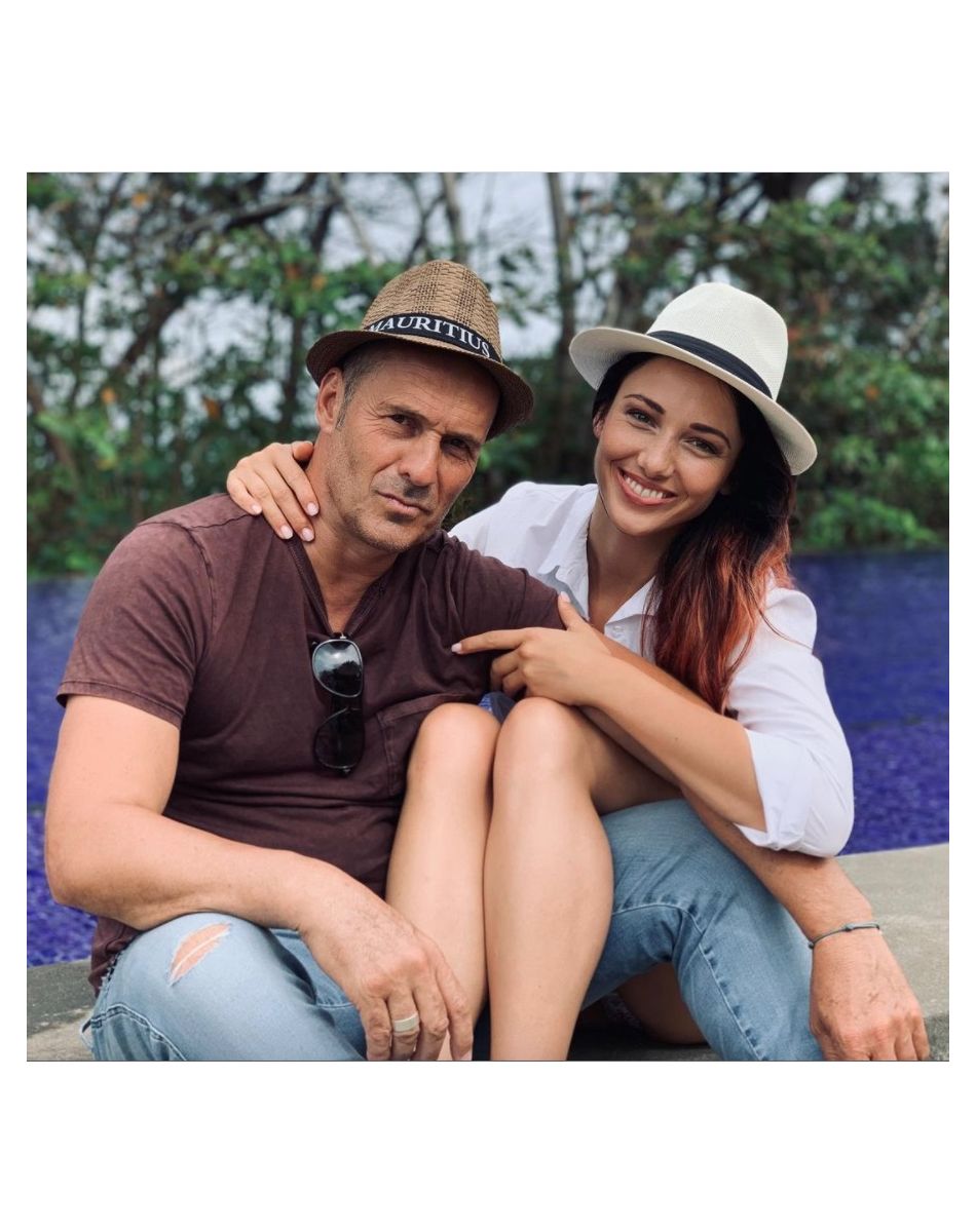 Delphine Wespiser et Roger Erhart sur Instagram. Le 3 décembre 2020.