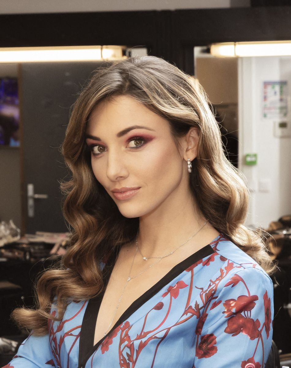 Exclusif - Delphine Wespiser - Enregistrement et backstage de l'émission "TPMP (Touche Pas à Mon Poste)", présentée par Cyril Hanouna et diffusée en direct le 26 janvier sur C8 © Jack Tribeca / Bestimage