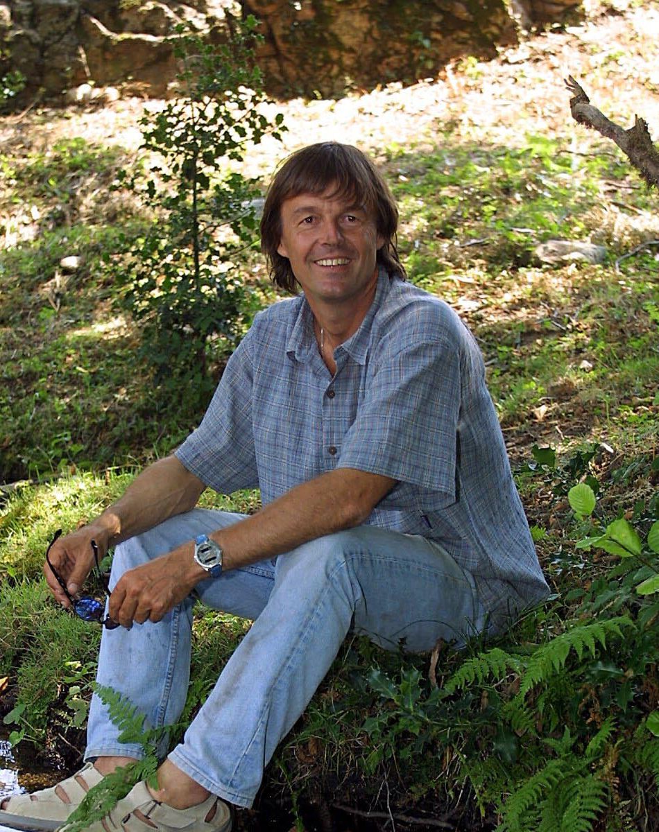 Archives - Nicolas Hulot en vacances à Nice. Le 3 août 2001