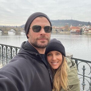 Chris Hemsworth et Elsa Pataky sur Instagram. Le 25 novembre 2021.
