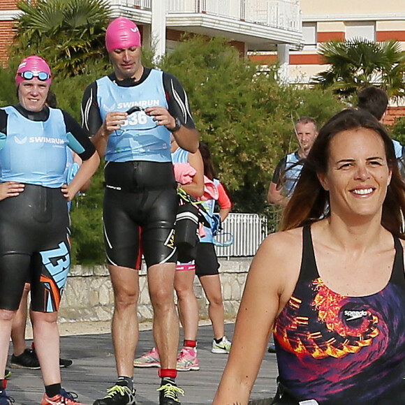Exclusif - Laure Manaudou - La championne de natation L.Manaudou organise et lance la 1er édition de sa course, la "Swimrun" à Arcachon, France, le 23 juin 2019. Maintenant organisatrice de course avec son amie C.Gauzet, ancienne candidate de l'émission Koh-Lanta. Cette première édition de course et de nage était composée de 12 kilomètres de course dans le sable et 3 kilomètres de nage en mer. © Patrick Bernard/Bestimage