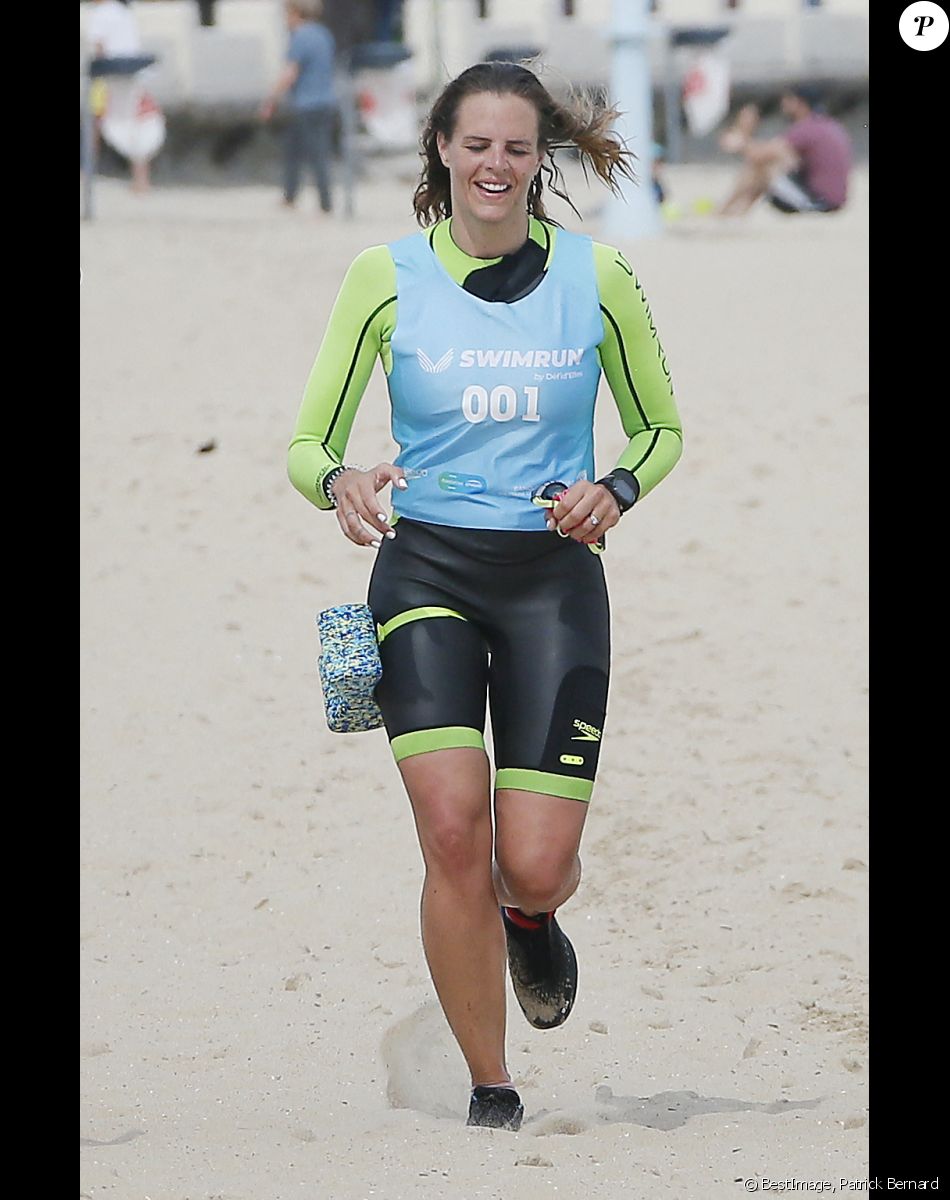 Exclusif - Laure Manaudou - La championne de natation L.Manaudou organise et lance la 1er édition de sa course, la "Swimrun" à Arcachon, France, le 23 juin 2019. Maintenant organisatrice de course avec son amie C.Gauzet, ancienne candidate de l'émission Koh-Lanta. Cette première édition de course et de nage était composée de 12 kilomètres de course dans le sable et 3 kilomètres de nage en mer. © Patrick Bernard/Bestimage