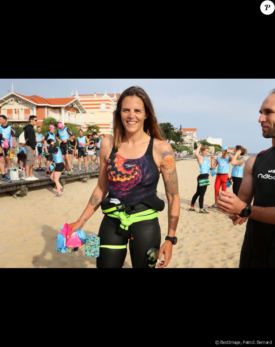 Exclusif - Laure Manaudou - La championne de natation L.Manaudou organise et lance la 1er édition de sa course, la "Swimrun" à Arcachon, France, le 23 juin 2019. Maintenant organisatrice de course avec son amie C.Gauzet, ancienne candidate de l'émission Koh-Lanta. Cette première édition de course et de nage était composée de 12 kilomètres de course dans le sable et 3 kilomètres de nage en mer. © Patrick Bernard/Bestimage