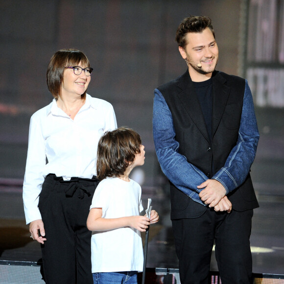 Exclusif - Jeff Panacloc, Soprano, Brigitte Colcanap (mère), Marloe et Nikos Aliagas - Surprises - Enregistrement de l'émission "La Chanson secrète 9" à la Seine musicale à Paris, diffusée le 27 novembre sur TF1 à 21h05 © Gaffiot-Moreau / Bestimage 