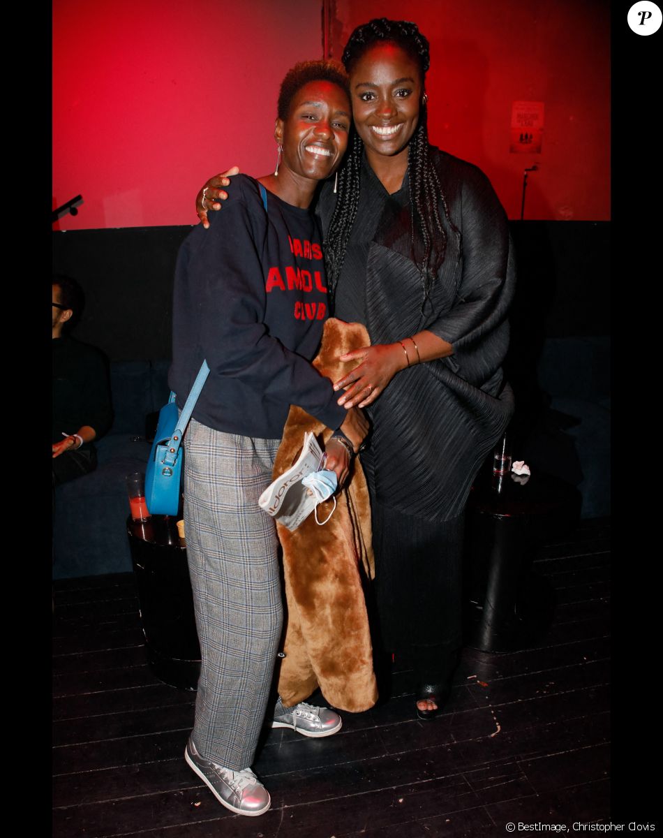Exclusif - Rokhaya Diallo et Aïssa Maïga assistent à la soirée dans le cadre des expositions "six continents, ou plus (1 saison, 6 expositions, 50 artistes)" et de la sortie du film d'A. Maïga "Marcher sur l'eau" au Palais de Tokyo à Paris le 28 novembre 2021. © Christophe Clovis / Bestimage
