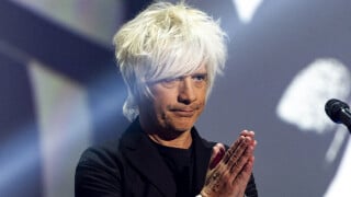 Nicola Sirkis bouleversé par le décès de son frère jumeau Stéphane : "La mort ne prévient pas..."