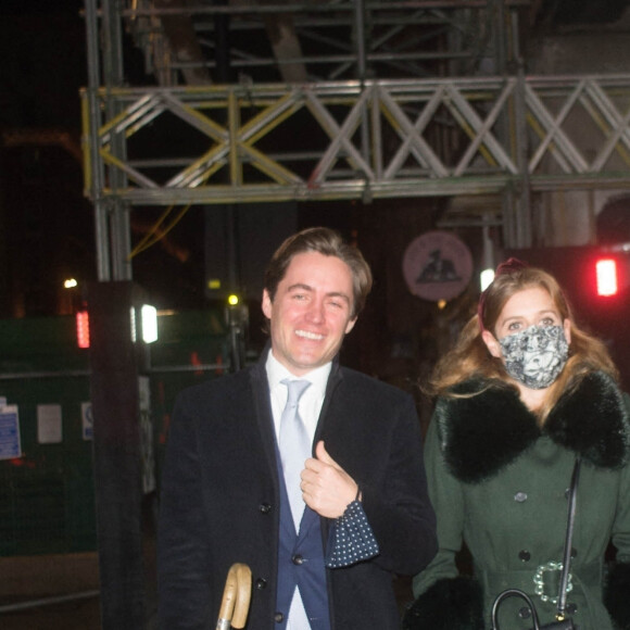 La princesse Beatrice d'York et son mari Edoardo Mapelli Mozzi dans les rues de Mayfair à Londres. Le 3 décembre 2020
