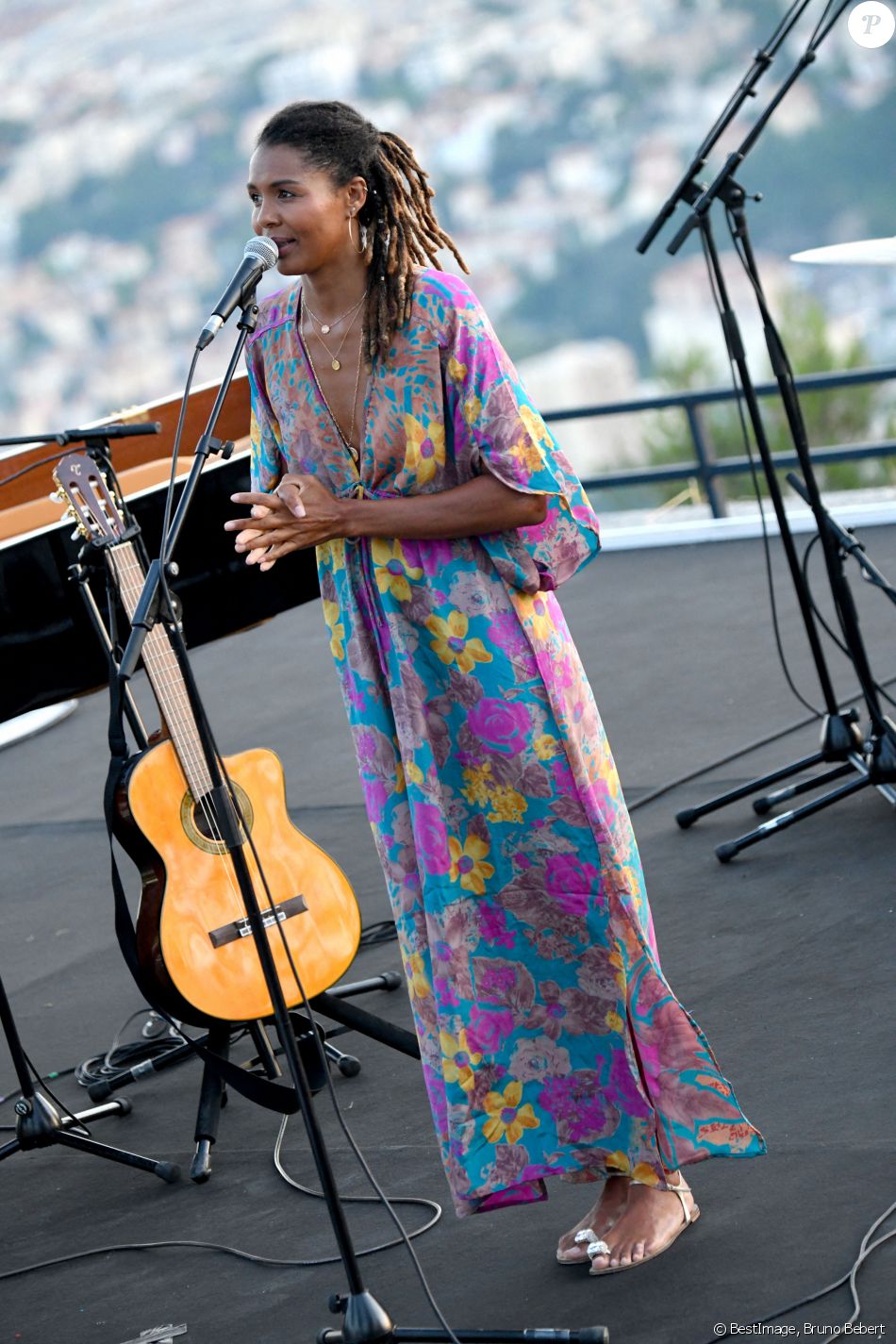Exclusif - La chanteuse Ayo en concert dans le cadre des Nice Jazz Air Sessions sur le site de l&#039;Observatoire de Nice le 6 juillet 2020. © Bruno Bebert / Bestimage