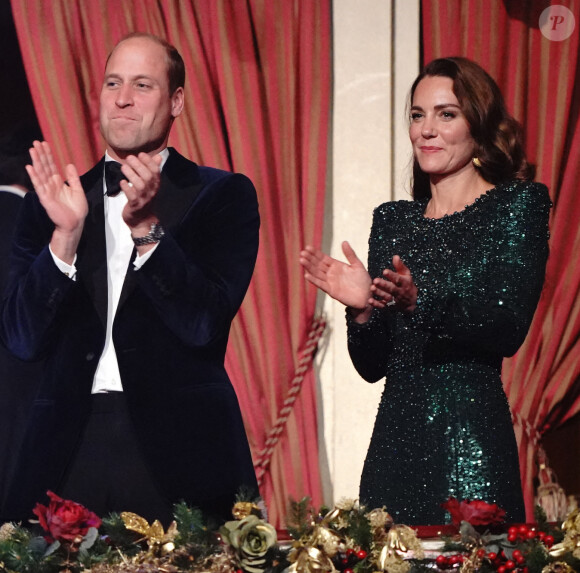 Le prince William, duc de Cambridge, et Kate Catherine Middleton, duchesse de Cambridge, au "Royal Variety Performance 2021" au Royal Albert Hall à Londres. Le 18 novembre 2021