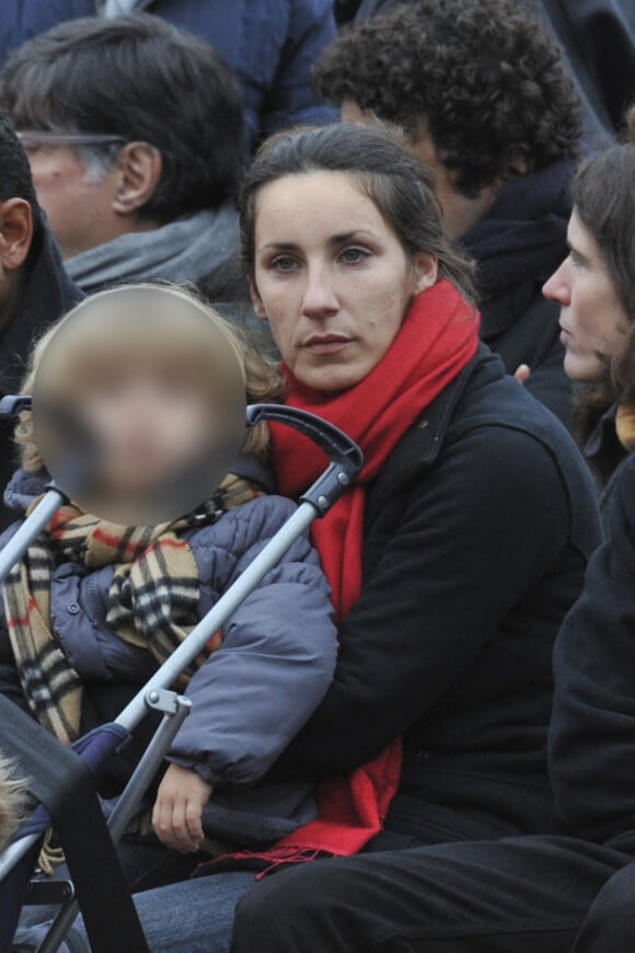 Pascale Mitterrand lors des obsèques de Danielle Mitterrand le 22 novembre 2011 en Saone-et-Loire