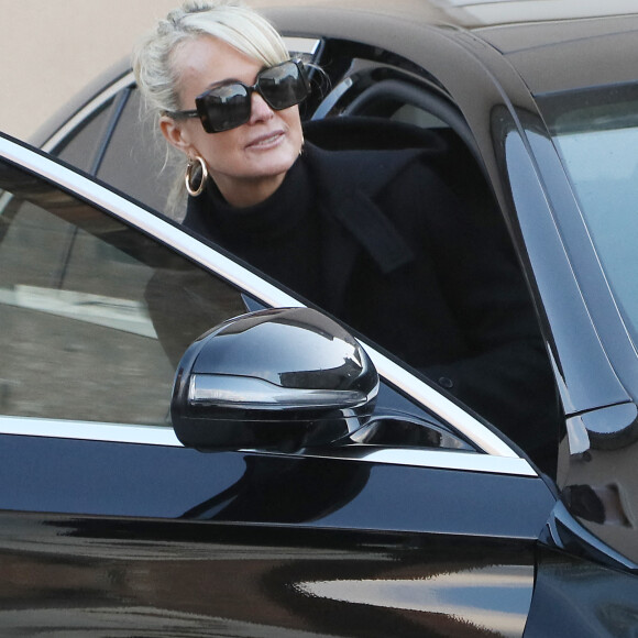 Exclusif - Laeticia Hallyday - Obsèques de Francis Darroze, ancien chef de l'auberge "Le relais" à Villeneuve-de-Marsan et père de Hélène Darroze en l'église Saint-Hippolyte à Villeneuve-de-Marsan le 9 novembre 2021.