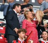 Christian Estrosi (maire de Nice) et sa femme Laura Tenoudji, enceinte, lors du match de qualification de la Champions League "OGC Nice - Ajax d'Amsterdam" au stade de l'Allianz Riviera à Nice, le 26 juillet 2017. © Bruno Bebert/Bestimage