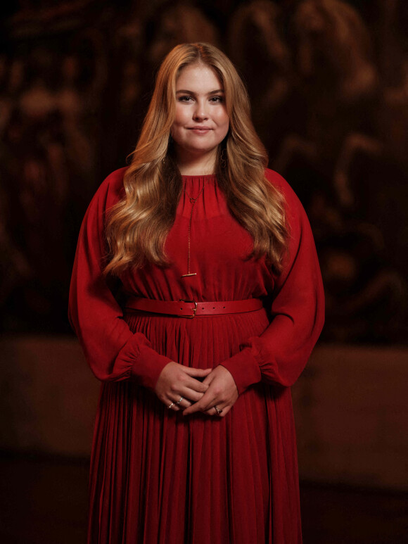 Nouveau portrait de la princesse Catharina-Amalia des Pays-Bas à l'occasion de ses 18 ans. Photo prise au Huis ten Bosch Palace de La Haye. Photo by RVD - Frank Ruiter/Royal House Of The Nethelands via Robin Utrecht/ABACAPRESS.COM