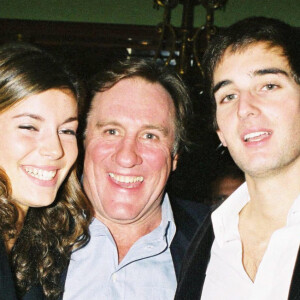 Gérard Depardieu et Louis, le fils de Carole Bouquet - Inauguration du restaurant La Fontaine Gaillon à Paris.