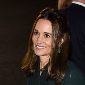 Pippa Middleton - La famille royale arrive au service de chant communautaire Together At Christmas à l'abbaye de Westminster à Londres le 8 décembre 2021.