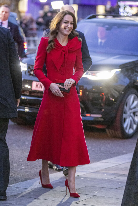Catherine (Kate) Middleton, duchesse de Cambridge, au service de chant communautaire Together At Christmas à l'abbaye de Westminster, à Londrtes, Royaume Uni, le 8 décembre 2021.