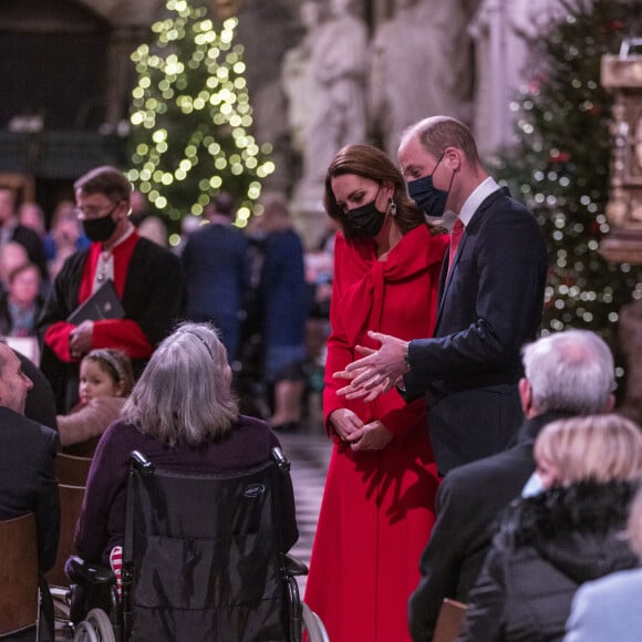 Le prince William, duc de Cambridge, et Catherine (Kate) Middleton, duchesse de Cambridge, assistent au service de chant communautaire Together At Christmas à l'abbaye de Westminster, à Londrtes, Royaume Uni, le 8 décembre 2021.