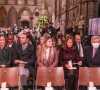 La famille de la duchesse de Cambridge, Pippa Middleton, James Middleton et sa femme Alizée, ses parents, Michael et Carole assistent au service de chant communautaire Together At Christmas à l'abbaye de Westminster, à Londres.