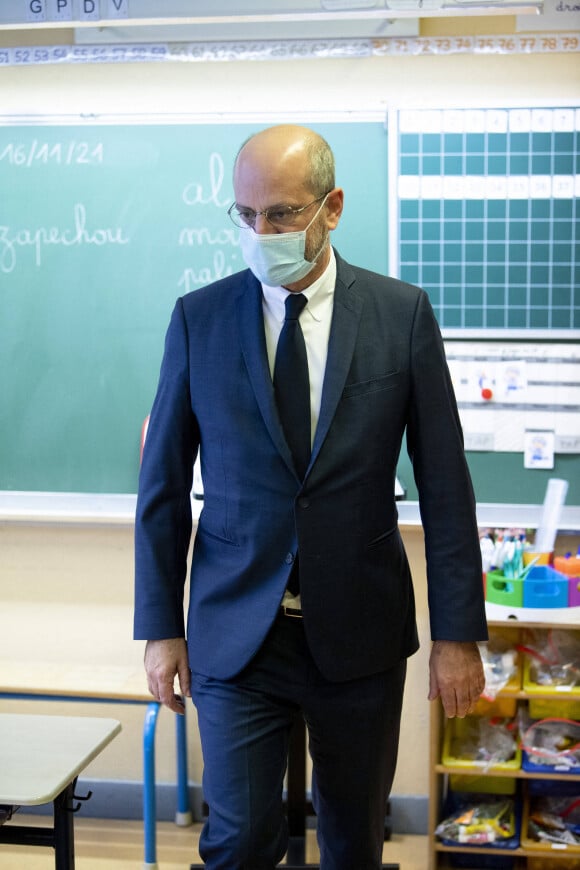 Déplacement de Jean-Michel Blanquer, ministre de l'Education nationale, à l'école élémentaire Richomme à Paris (18 ème)