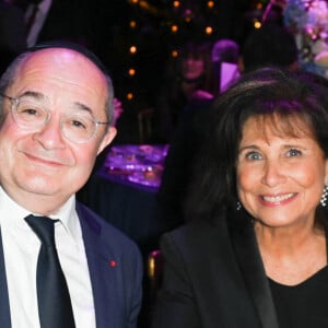 Exclusif  - Ariel Goldmann (président du Fonds Social Juif Unifié) et Anne Sinclair - Soirée caritative des parrains de l'Appel national pour la Tsedaka au Pavillon Gabriel à Paris le 5 décembre 2021. © Coadic Guirec/Bestimage 