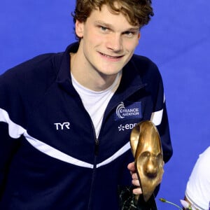 Yannick Agnel (Fra) élu meilleur nageur Europeen de léannée 2012, à Chartres, France, le 24 novembre 2012. © Jean-Baptiste Autissier/Panoramic/Bestimage