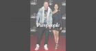David Guetta et Jessica toujours aussi amoureux : baisers et câlins au beau milieu du désert